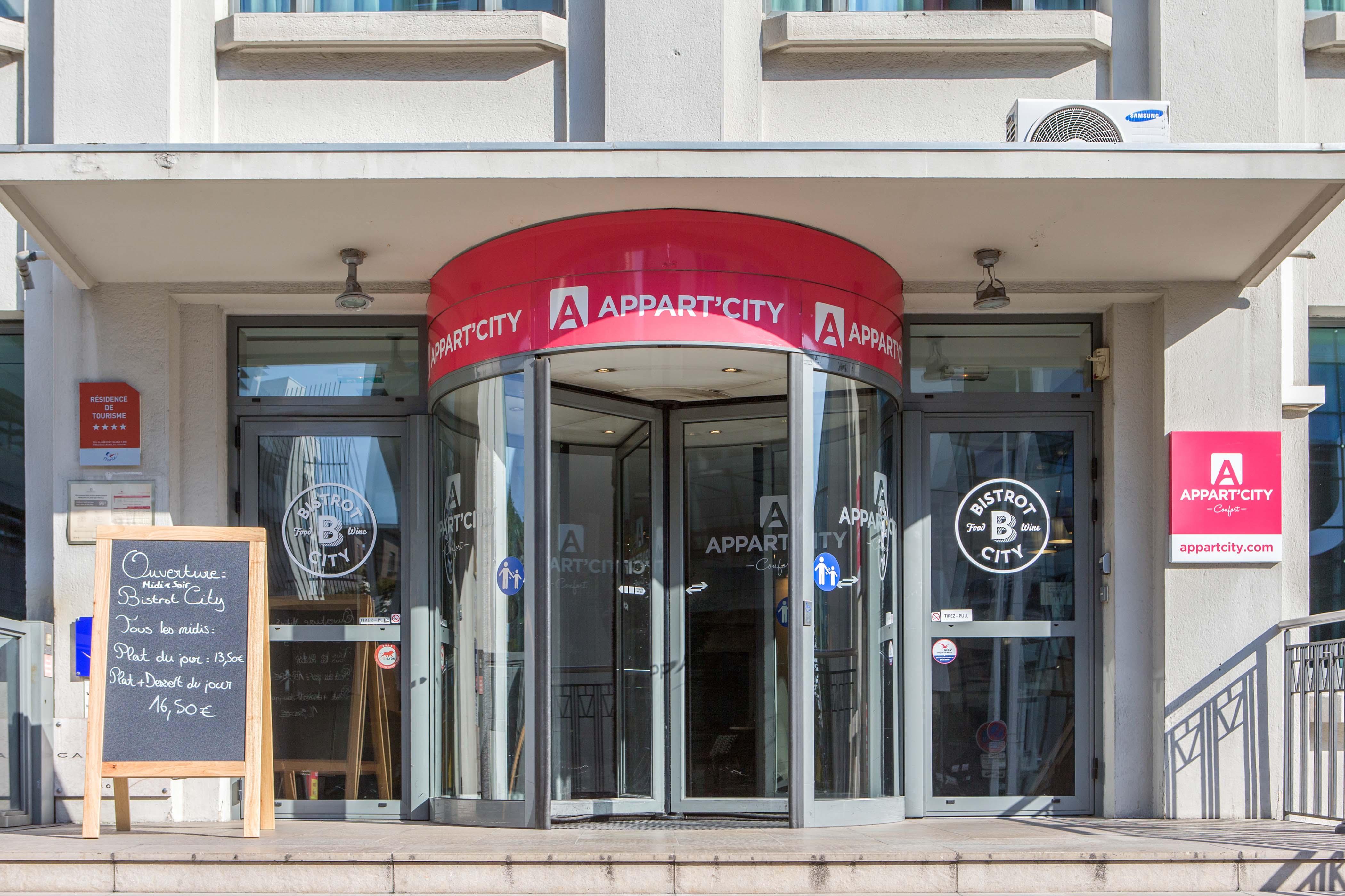 Appart'City Classic Lyon Part-Dieu Екстериор снимка